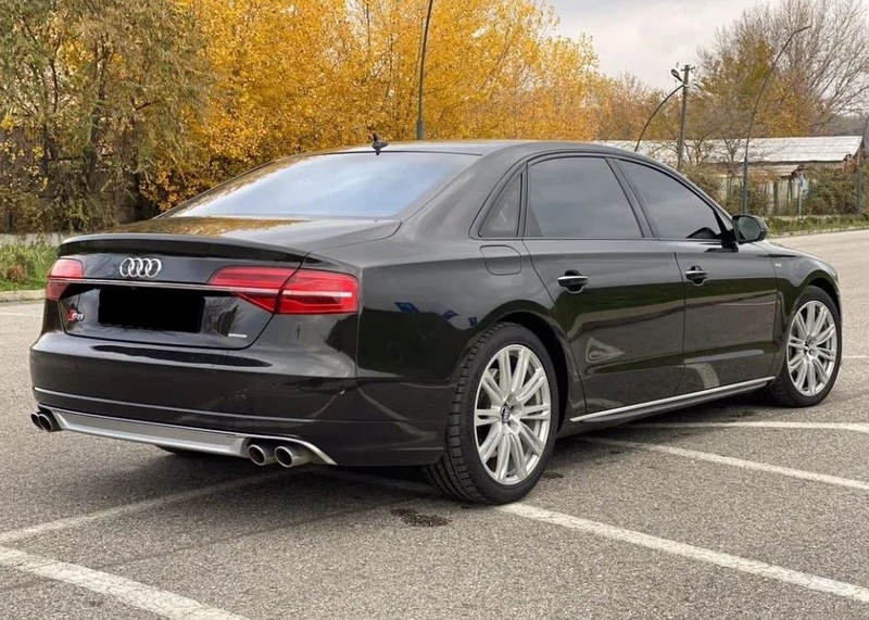 Ауди s8 long