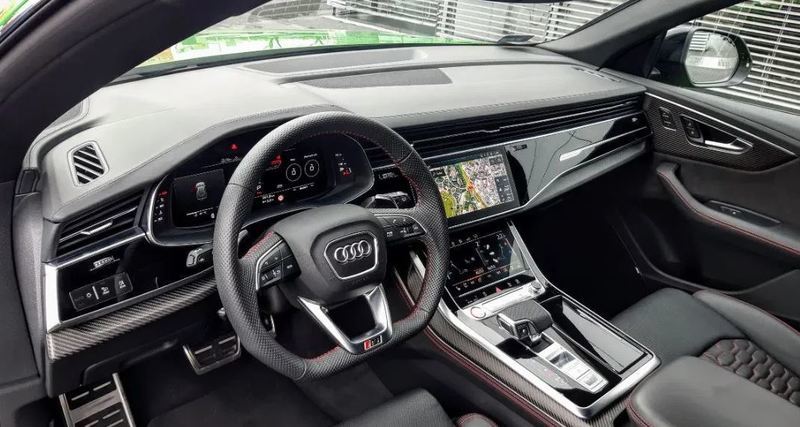 Audi rs q8 салон