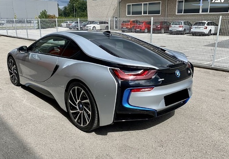 BMW i8 Coupe 1.5/7.1 kWh xDrive | Софавто